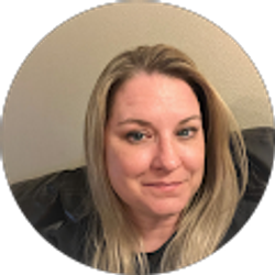 Profile photo of Bonnie Bloom