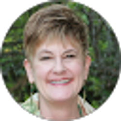 Profile photo of Linda McCulloch