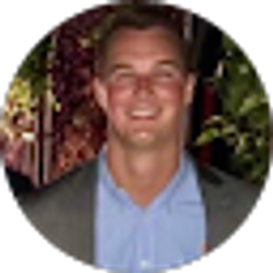 Profile photo of Luke Thomas