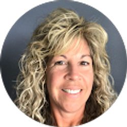 Profile photo of Tracey Termuhlen