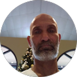 Profile photo of Ken Lee