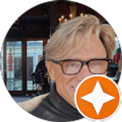 Profile photo of Dennis Hayes