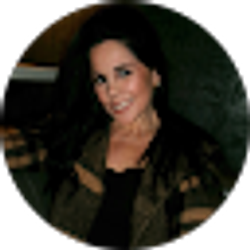 Profile photo of Danielle Manale