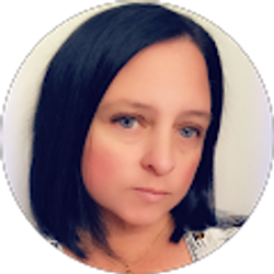 Profile photo of Melanie Andrews