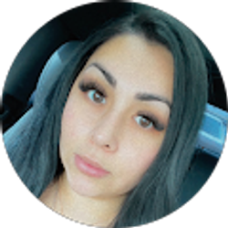Profile photo of Roxie Yanez