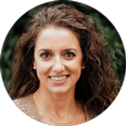 Profile photo of Lisa Mabe