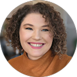 Profile photo of Celeste Luna