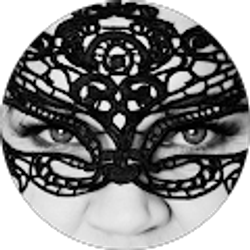 Profile photo of April Bradshaw