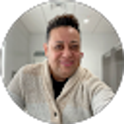 Profile photo of Oswaldo Villa