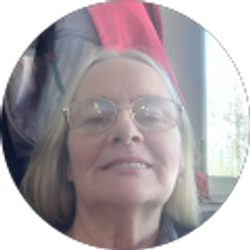 Profile photo of Evelyn Hammons