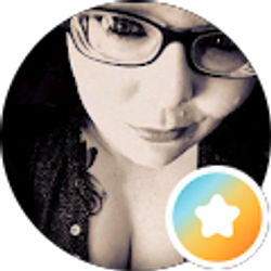 Profile photo of Holly McGown