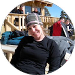 Profile photo of Deanna Seale