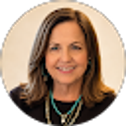 Profile photo of Kaye Robertson