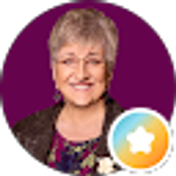 Profile photo of Helen Skaleris - Realtor
