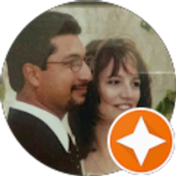 Profile photo of Jenny Flores