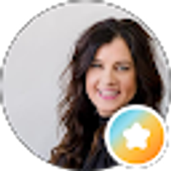 Profile photo of Lori Pfeifer Murphy