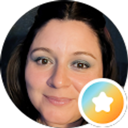 Profile photo of Evelyn Cadenas