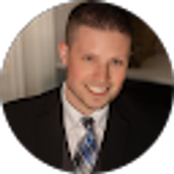 Profile photo of Jonathan Nuzzo