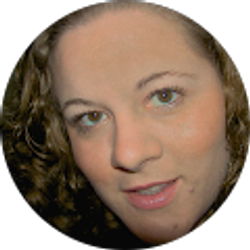 Profile photo of Lauren Johnston