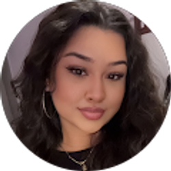 Profile photo of Angie Rivera