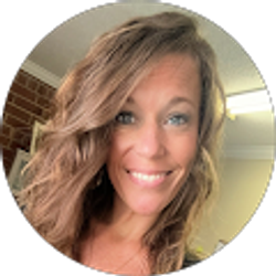 Profile photo of Andrea Claire