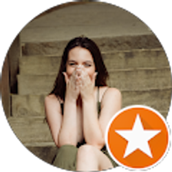 Profile photo of Lauren Elizabeth