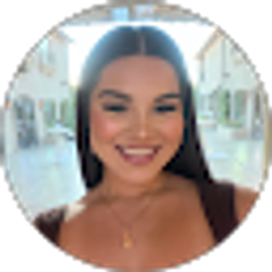 Profile photo of Analiz Jimenez