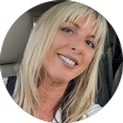 Profile photo of Abigail Everett Doss