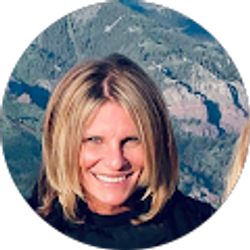 Profile photo of Liz Jones