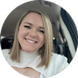 Profile photo of Haylea Flores