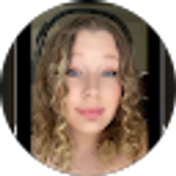 Profile photo of Nellie Woods