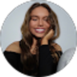 Profile photo of Lillian Hoeppner