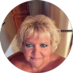 Profile photo of Madonna Easterling Estes