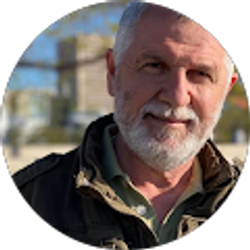 Profile photo of Metin Akkaya