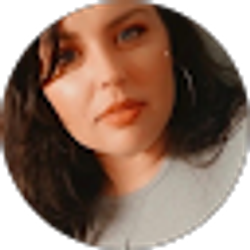 Profile photo of Hailey Barry