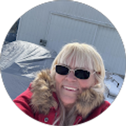 Profile photo of Donna Henry