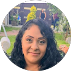 Profile photo of Yanet Hernandez