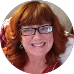 Profile photo of Laura Anne