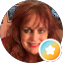 Profile photo of Lynn Manuell