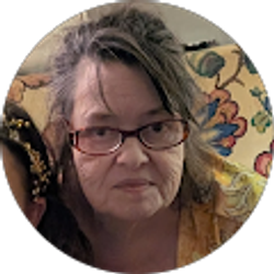 Profile photo of Shellie Jones