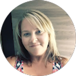 Profile photo of April Strunk