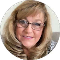 Profile photo of Debbie Guinta