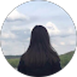 Profile photo of Qveen._ Natalie