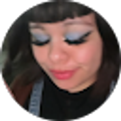 Profile photo of Mia Shott