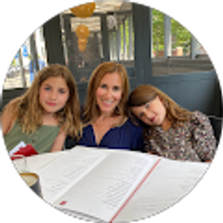 Profile photo of Alicia Bernstein