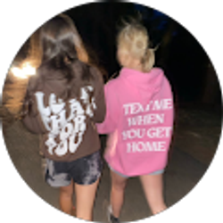 Profile photo of Taylor Rose