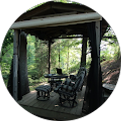 Profile photo of Britt Grimsley