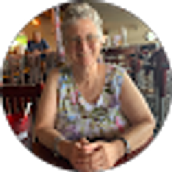 Profile photo of Tina Bond