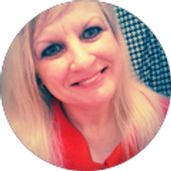 Profile photo of Lisa Dunaway