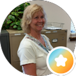 Profile photo of Kelly Laird